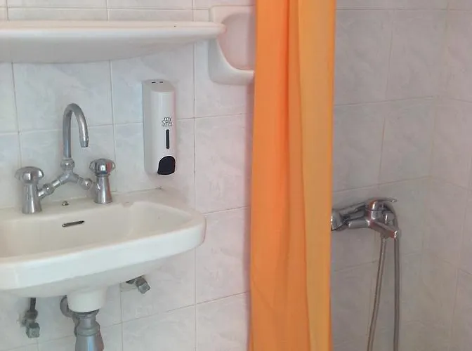 Eleftheria * Λιβάδι