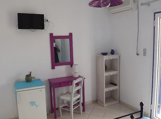 Eleftheria Livadi (Serifos)